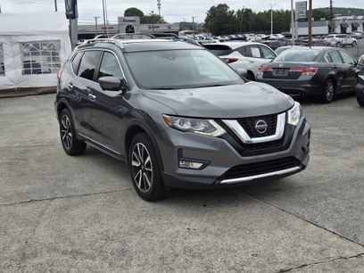 Used 2019 Nissan Rogue SL w/ Premium Package
