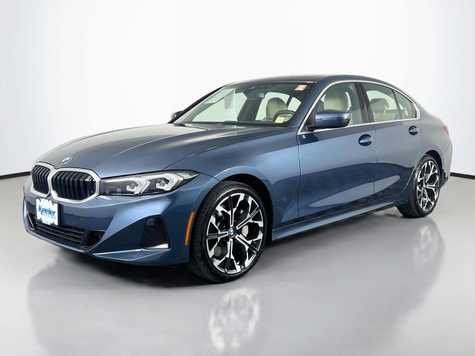 Used 2026 BMW 330i xDrive Sedan w/ Convenience Package AWD/4WD image 2