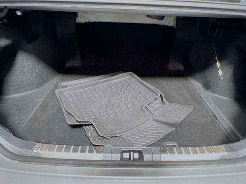 Used 2025 Toyota Camry SE w/ Multimedia Upgrade Package image 34