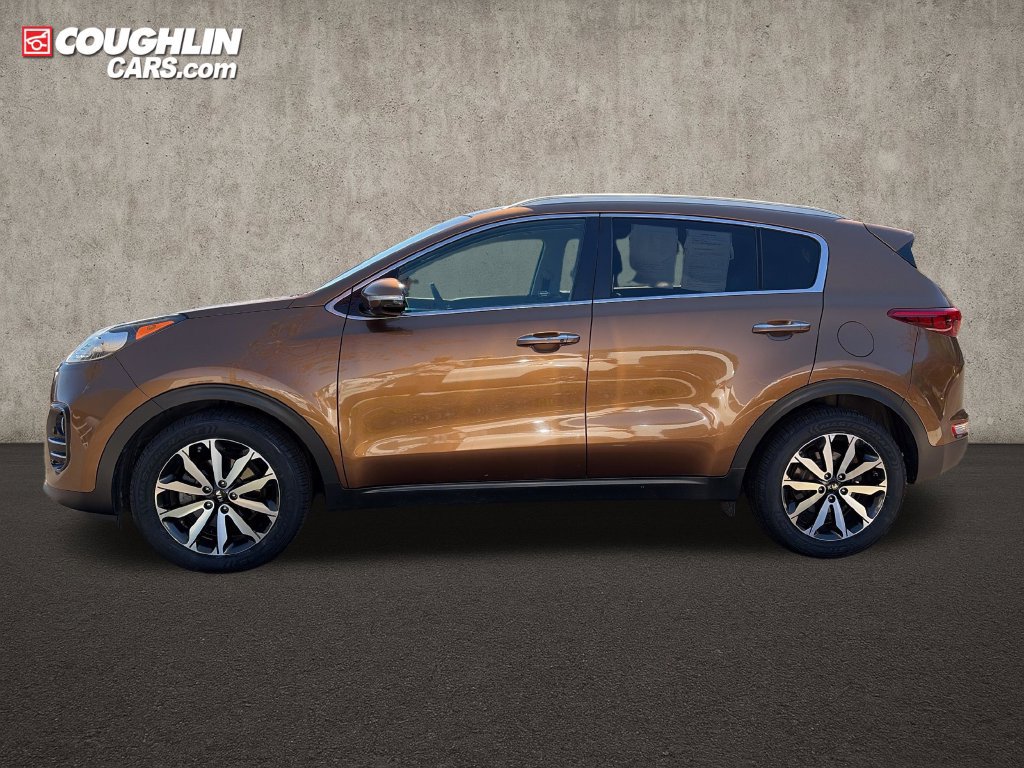 Used 2017 Kia Sportage EX w/ EX Technology Package FWD image 4