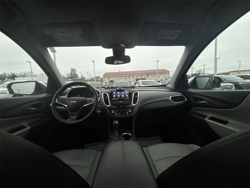 Used 2021 Chevrolet Equinox Premier image 10