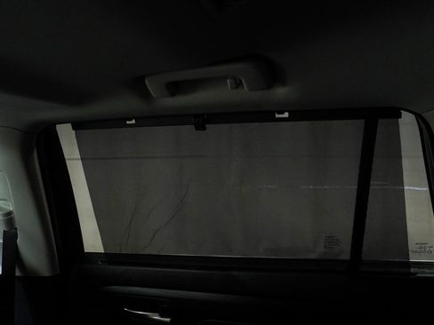 Certified 2023 Toyota Highlander L image 24