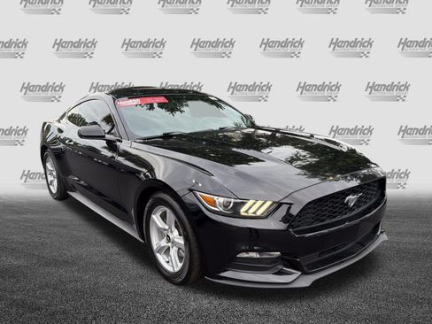 Used 2016 Ford Mustang Coupe RWD image 2