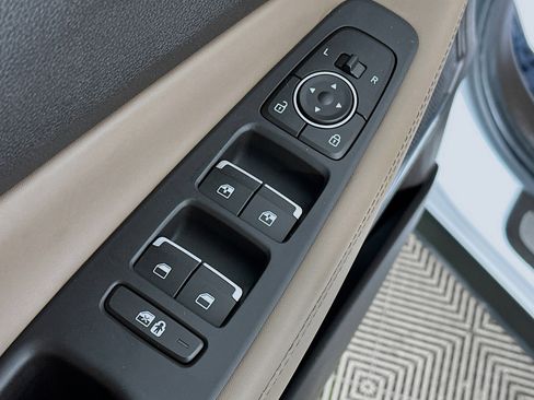 Used 2022 Hyundai Santa Fe SEL Premium w/ Cargo Package image 17