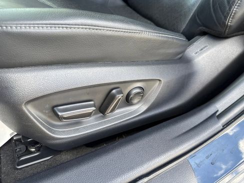 Used 2021 Toyota Camry XLE w/ Navigation Package image 23