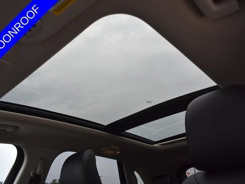 Used 2024 Ford Edge SEL w/ Convenience Package AWD/4WD image 8