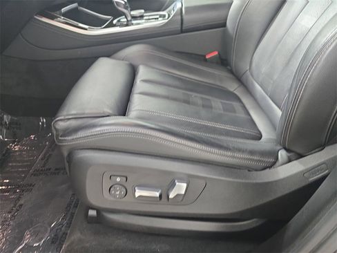 Used 2020 BMW X5 xDrive40i w/ Convenience Package image 32