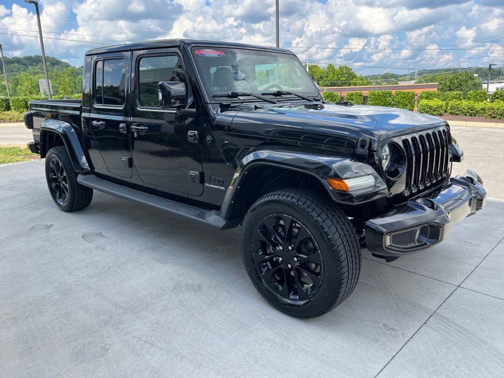 Used 2022 Jeep Gladiator Overland AWD/4WD image 30