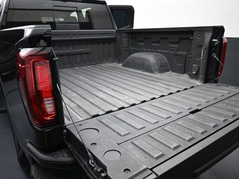 Used 2021 GMC Sierra 1500 Denali w/ Denali Ultimate Package AWD/4WD image 16