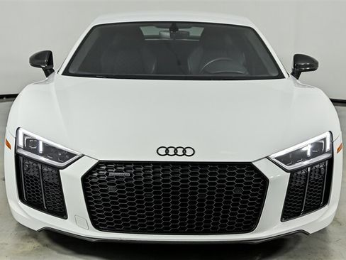 Used 2017 Audi R8 V10 plus AWD/4WD image 4