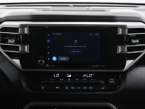 Used 2022 Toyota Tundra SR5 AWD/4WD image 15
