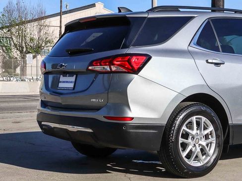 Used 2024 Chevrolet Equinox LT AWD/4WD image 11