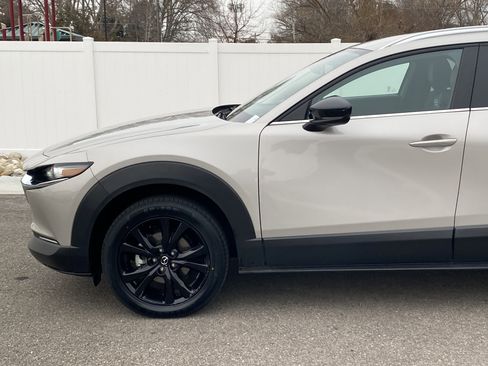 Used 2024 MAZDA CX-30 AWD 2.5 S w/ Select Sport Pkg image 2