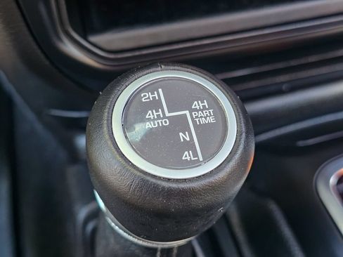 Used 2021 Jeep Wrangler Unlimited Sahara AWD/4WD image 25