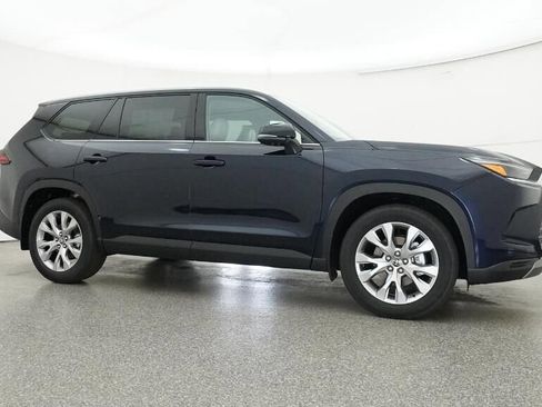 New 2026 Toyota Grand Highlander Limited image 28