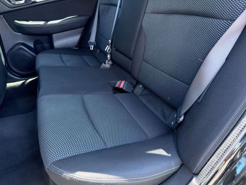 Used 2018 Subaru Outback 2.5i Premium AWD/4WD image 20