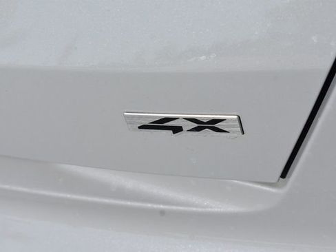 Certified 2023 Kia Sorento SX AWD/4WD image 12