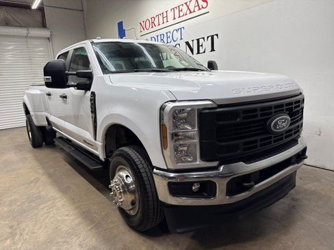 Used 2024 Ford F350 XL w/ XL Driver Assist Package AWD/4WD image 2