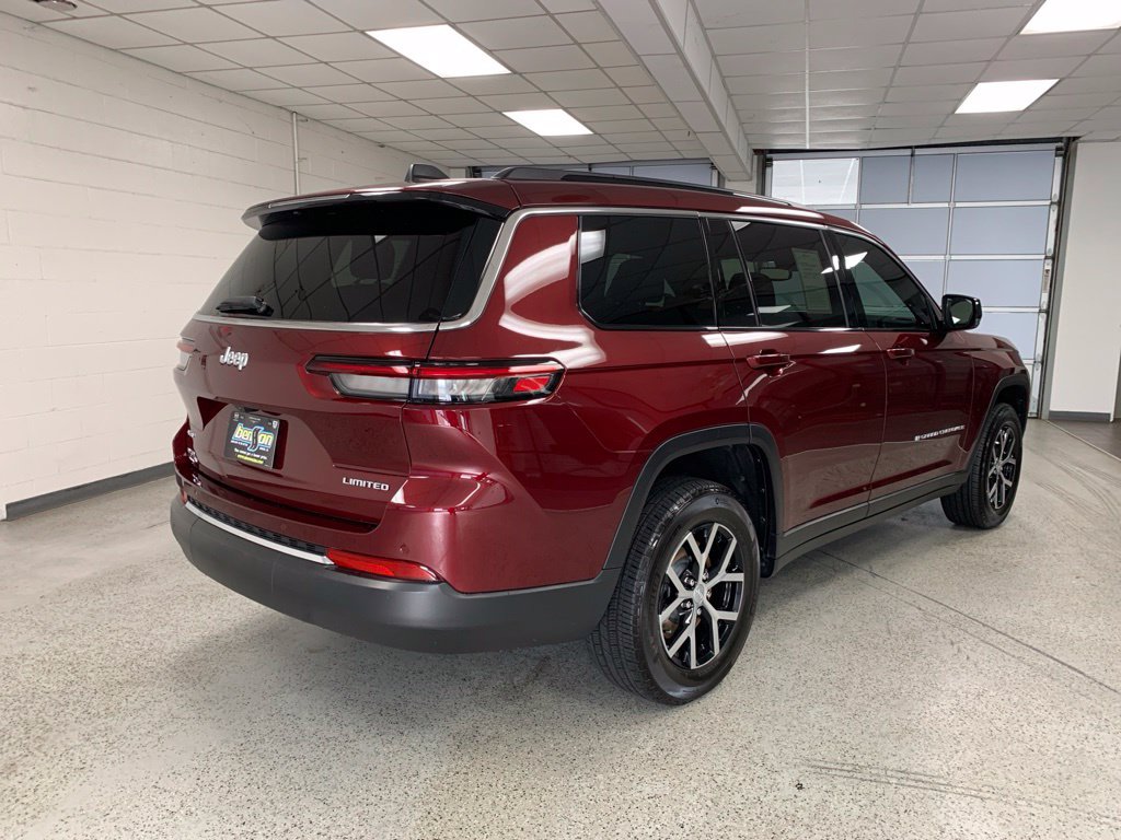 Certified 2024 Jeep Grand Cherokee L Limited w/ Trailer Tow Package AWD/4WD image 7