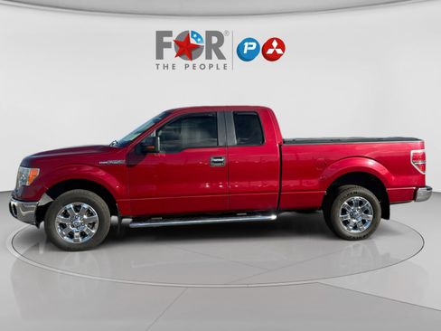 Used 2014 Ford F150 XLT w/ XLT Chrome Package image 2