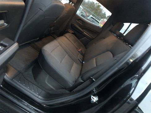 Used 2023 Chevrolet Colorado Trail Boss w/ Technology Package image 21