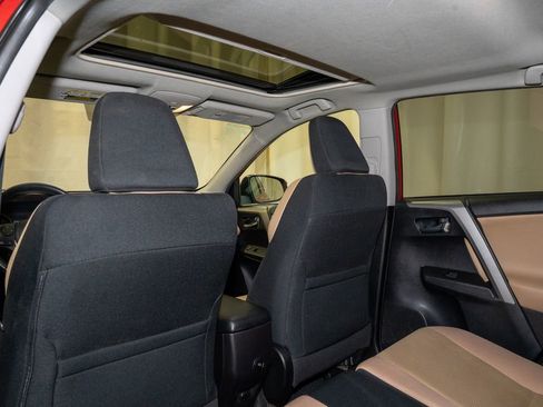 Used 2017 Toyota RAV4 XLE image 9