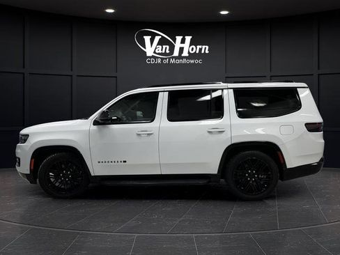 Used 2024 Jeep Wagoneer Series II w/ Convenience Group I image 13