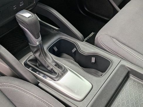 Used 2022 Nissan Frontier SV image 24