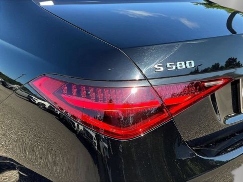 Certified 2023 Mercedes-Benz S 580 4MATIC Sedan image 25