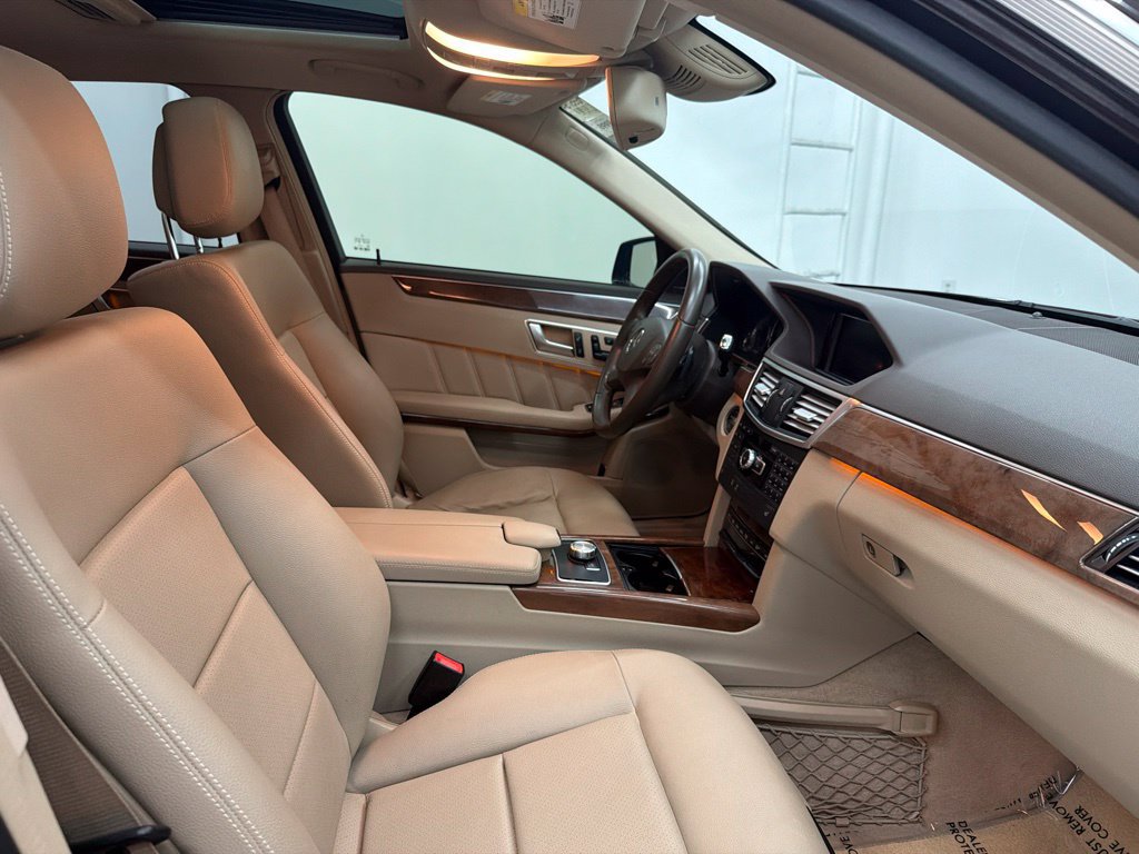 Used 2013 Mercedes-Benz E 350 Sedan image 30