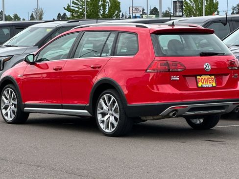 Used 2017 Volkswagen Golf Alltrack S AWD/4WD image 6