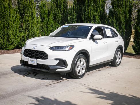 Used 2023 Honda HR-V LX image 5