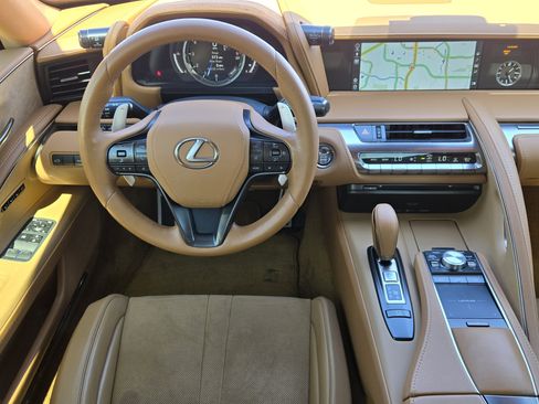 Used 2018 Lexus LC 500 Coupe image 38