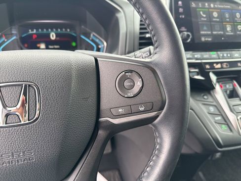 Certified 2024 Honda Odyssey EX-L image 17