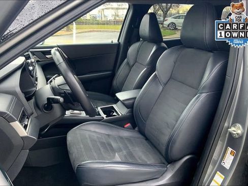 Used 2024 Mitsubishi Outlander SE Black Edition image 24