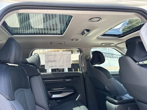 New 2026 Kia EV9 Wind AWD/4WD image 13
