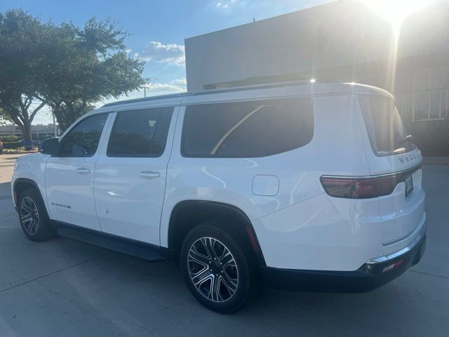 Used 2024 Jeep Wagoneer L 4WD w/ Premium Group I image 7