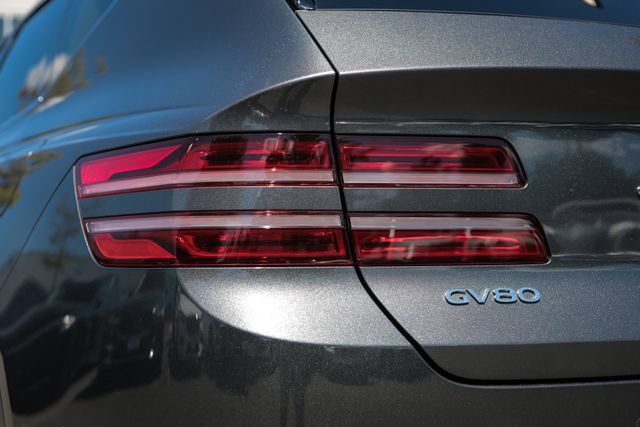 Used 2021 Genesis GV80 3.5T w/ Advanced Package 06 AWD/4WD image 23