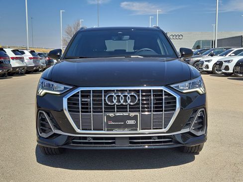 Certified 2025 Audi Q3 2.0T Premium w/ Convenience Package image 10