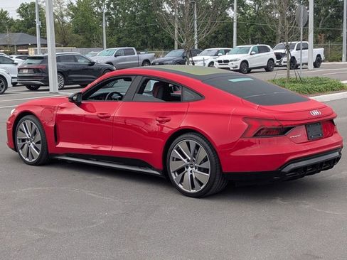 Used 2022 Audi e-tron GT Prestige w/ Prestige Package image 7