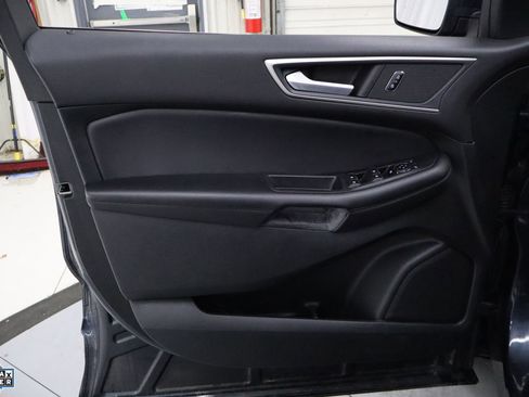 Used 2023 Ford Edge SEL image 13