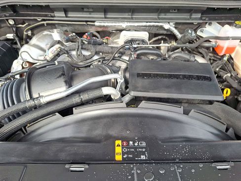 Used 2025 Chevrolet Silverado 2500 LT w/ Convenience Package image 26