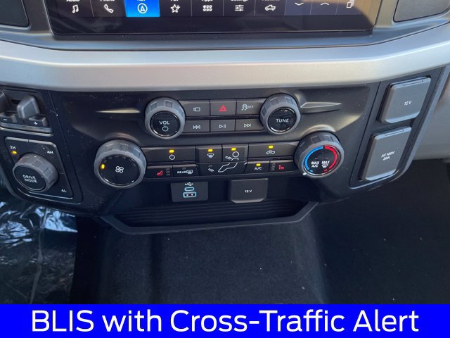 New 2026 Ford F350 XLT w/ XLT Premium Package AWD/4WD image 18