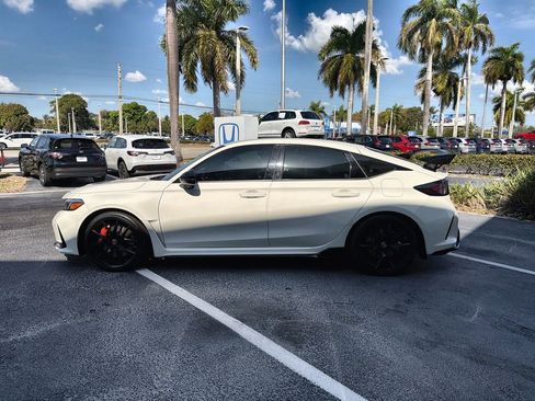 Used 2025 Honda Civic Type R image 5
