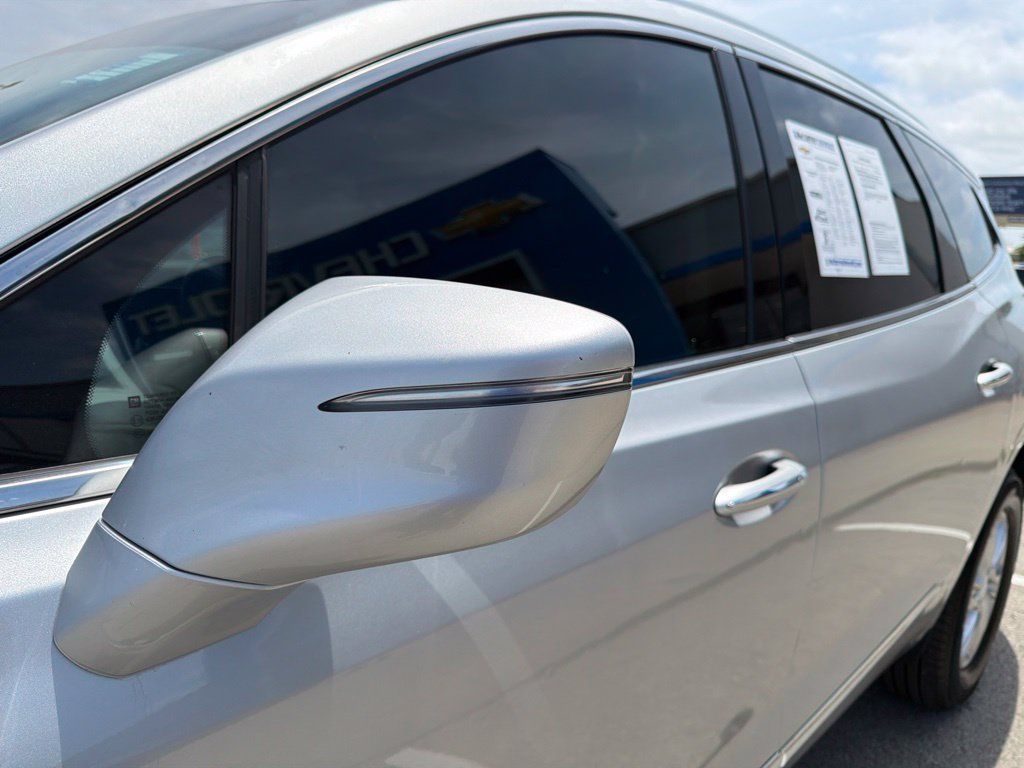 Used 2019 Buick Enclave Essence FWD image 15