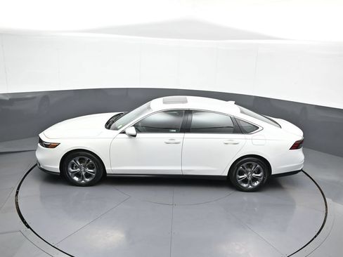 Certified 2024 Honda Accord EX image 41