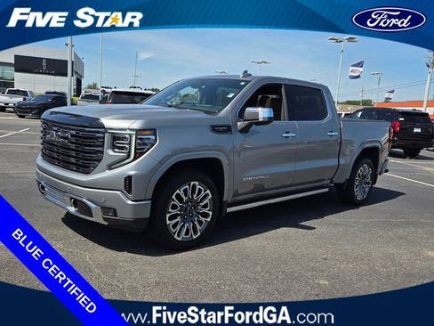 Used 2025 GMC Sierra 1500 Denali Ultimate AWD/4WD image 3