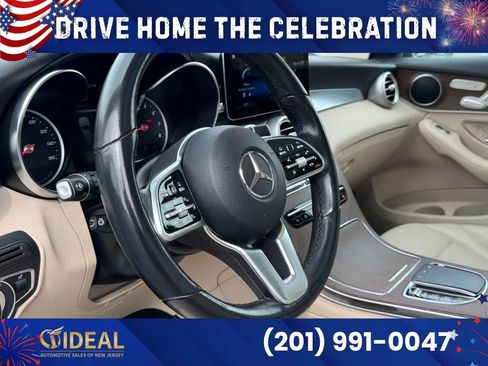 Used 2021 Mercedes-Benz GLC 300 4MATIC image 9