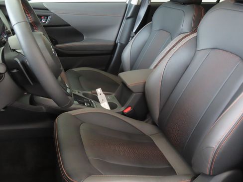 Used 2025 Subaru Crosstrek 2.5i Limited w/ Crosstrek Mirror Package AWD/4WD image 11