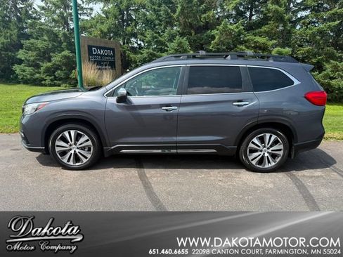 Used 2022 Subaru Ascent Touring w/ Popular Package #2A AWD/4WD image 1